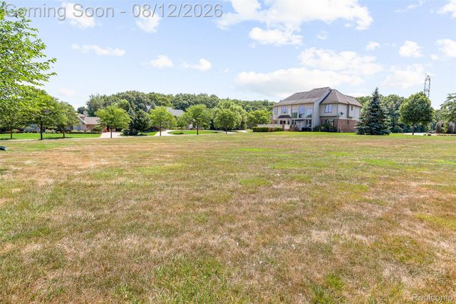 50940 Park Place Drive, Novi, MI 48167