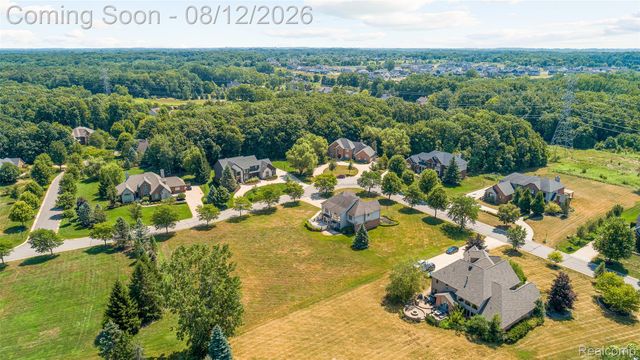 50940 Park Place Drive, Novi, MI 48167