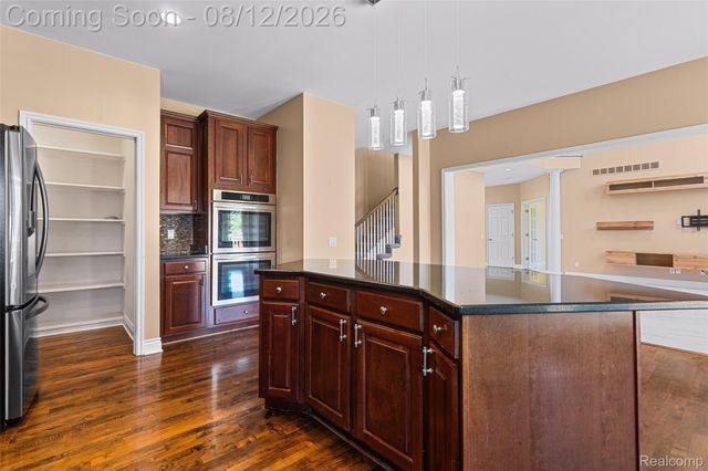 50940 Park Place Drive, Novi, MI 48167