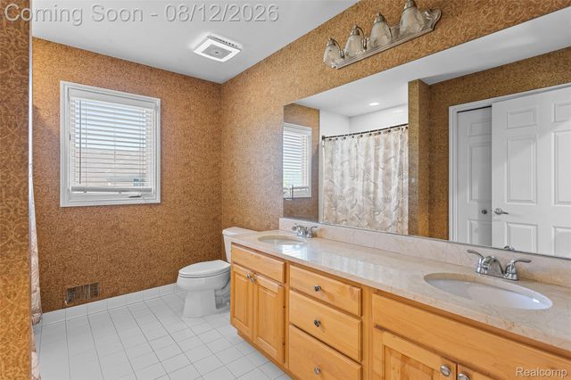 50940 Park Place Drive, Novi, MI 48167