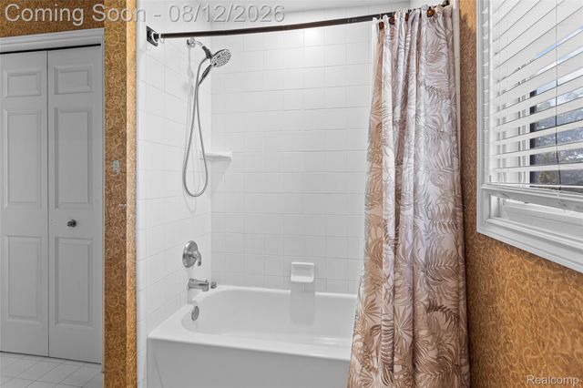 50940 Park Place Drive, Novi, MI 48167