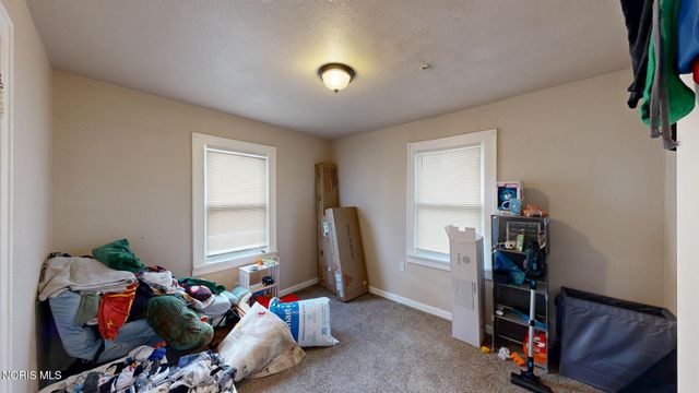 4447 Walker Avenue, Toledo, OH 43612