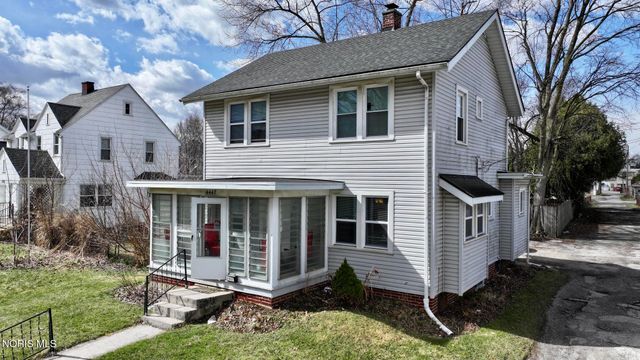 4447 Walker Avenue, Toledo, OH 43612