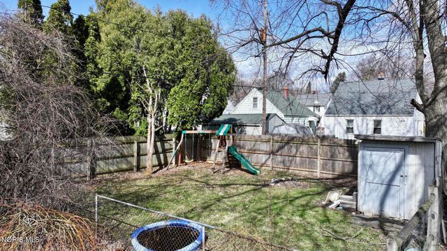 4447 Walker Avenue, Toledo, OH 43612