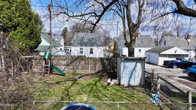 4447 Walker Avenue, Toledo, OH 43612