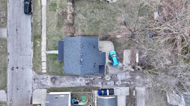 4447 Walker Avenue, Toledo, OH 43612