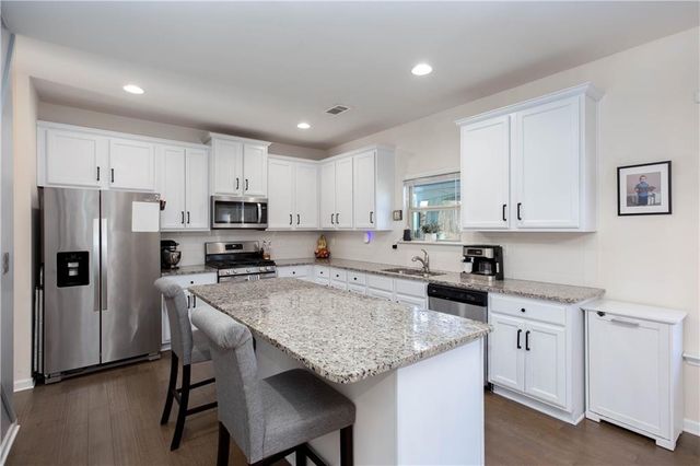 7999 Dawson Lane, Douglasville, GA 30134