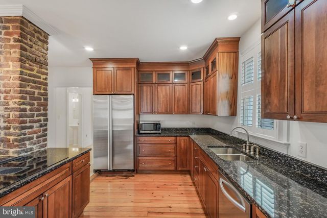 204 FAUQUIER ST, Fredericksburg, VA 22401