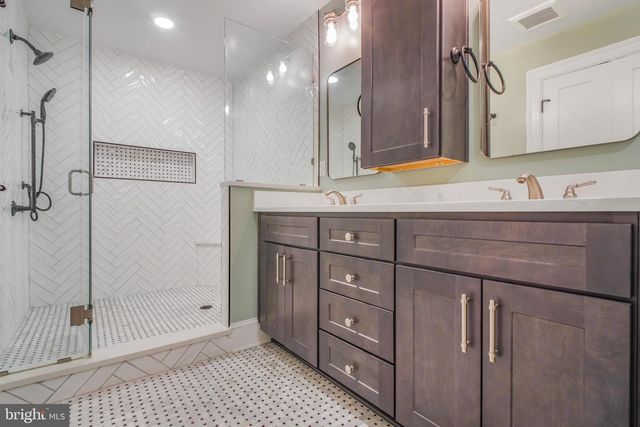 204 FAUQUIER ST, Fredericksburg, VA 22401