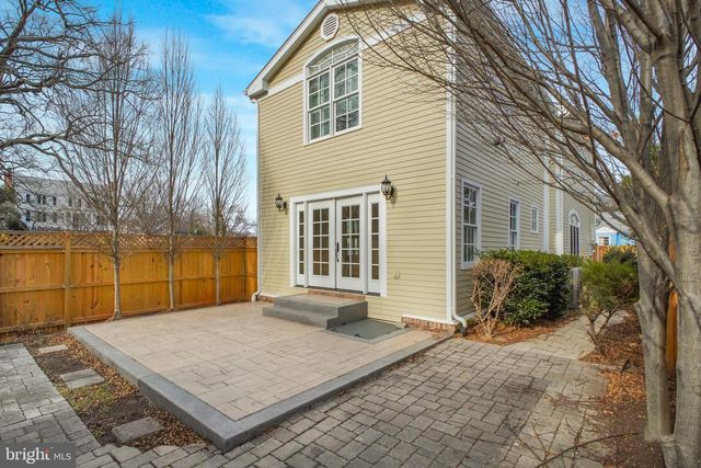 204 FAUQUIER ST, Fredericksburg, VA 22401