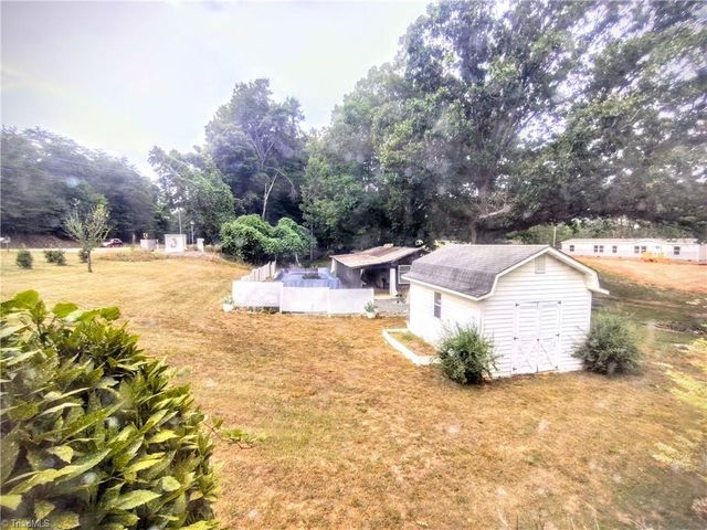 3643 Ellisboro Road, Stokesdale, NC 27357