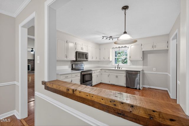 6700 Brookmeade Place, Raleigh, NC 27612