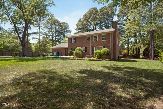 6700 Brookmeade Place, Raleigh, NC 27612