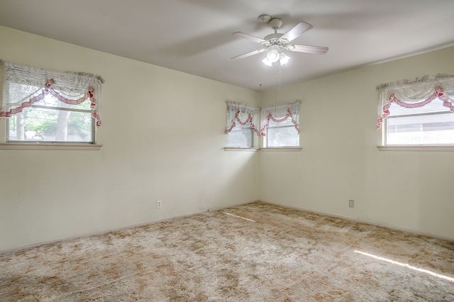 616 Post Oak Drive, Hurst, TX 76053