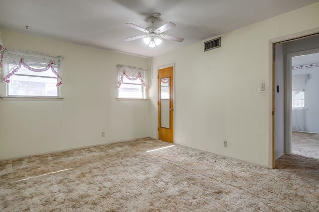 616 Post Oak Drive, Hurst, TX 76053