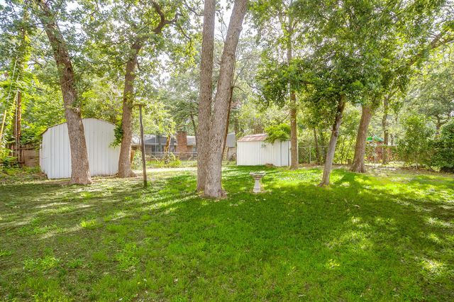 616 Post Oak Drive, Hurst, TX 76053