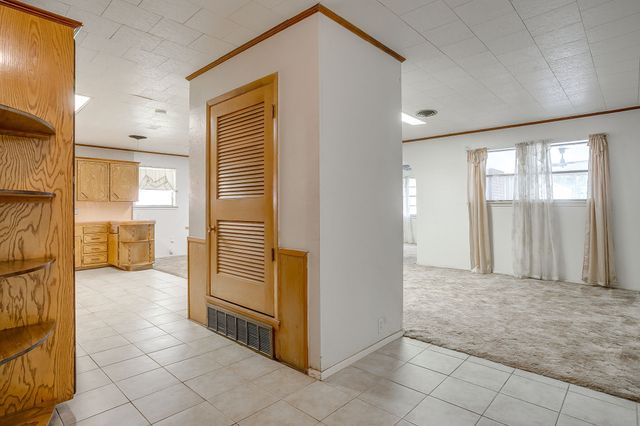 616 Post Oak Drive, Hurst, TX 76053
