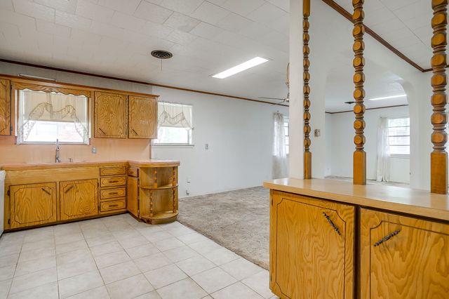 616 Post Oak Drive, Hurst, TX 76053