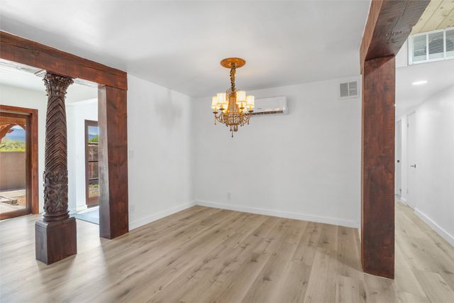211 Spruce Street, Santa Fe, NM 87501