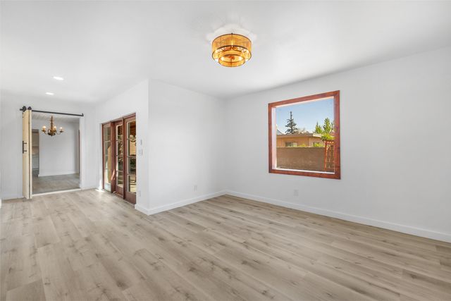 211 Spruce Street, Santa Fe, NM 87501