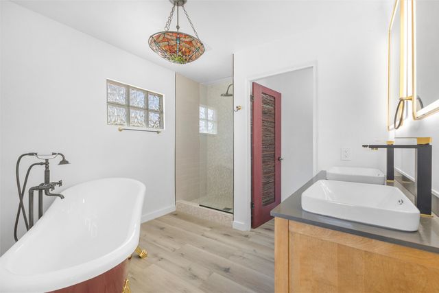 211 Spruce Street, Santa Fe, NM 87501
