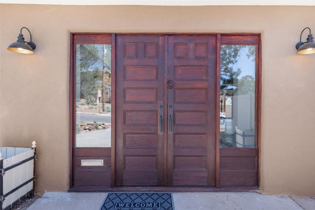 211 Spruce Street, Santa Fe, NM 87501