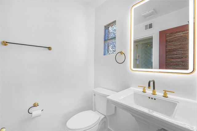 211 Spruce Street, Santa Fe, NM 87501