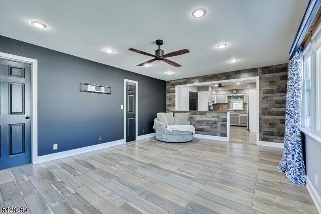 10 Wellington Ave, Woodbridge Twp., NJ 07064