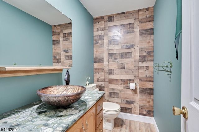 10 Wellington Ave, Woodbridge Twp., NJ 07064