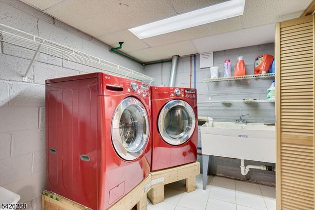 10 Wellington Ave, Woodbridge Twp., NJ 07064