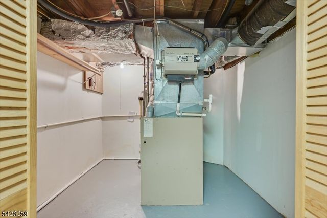 10 Wellington Ave, Woodbridge Twp., NJ 07064