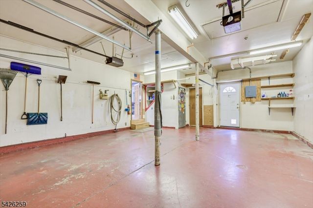 10 Wellington Ave, Woodbridge Twp., NJ 07064