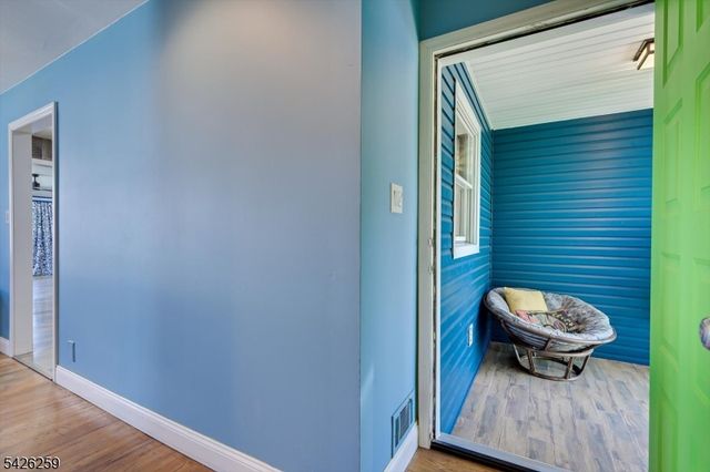 10 Wellington Ave, Woodbridge Twp., NJ 07064