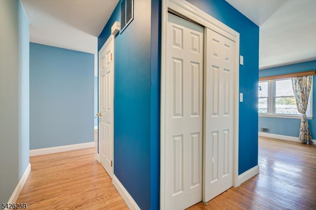 10 Wellington Ave, Woodbridge Twp., NJ 07064