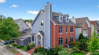 939 Morehouse Lane, University City, MO 63130
