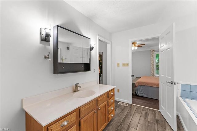 7552 Vincent DR, Toano, VA 23168