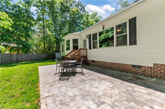7552 Vincent DR, Toano, VA 23168