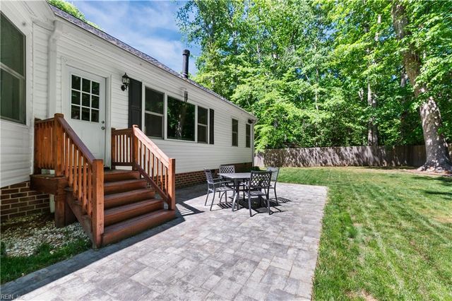 7552 Vincent DR, Toano, VA 23168