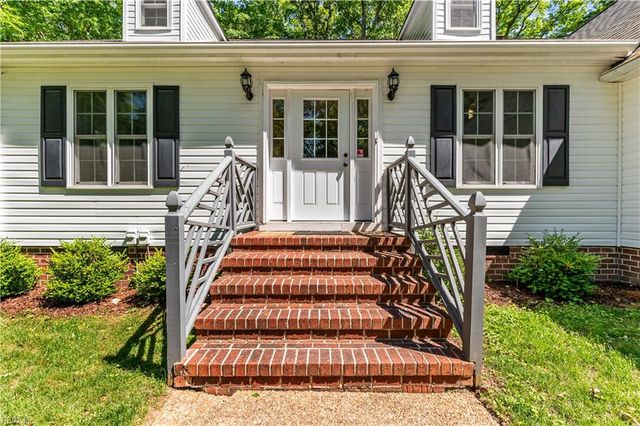 7552 Vincent DR, Toano, VA 23168