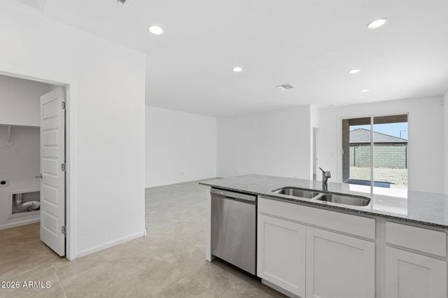 2440 W Bowker Street, Phoenix, AZ 85041