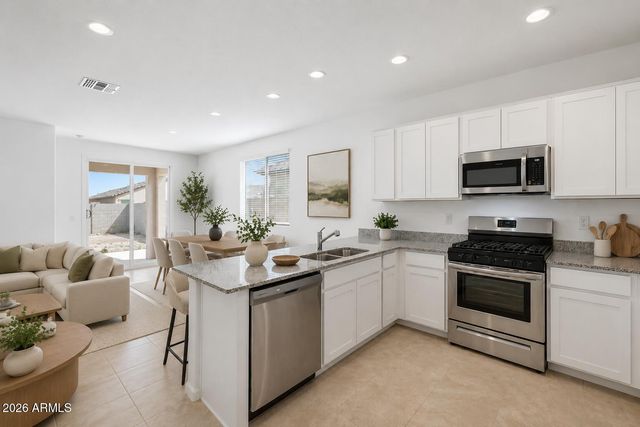 2440 W Bowker Street, Phoenix, AZ 85041