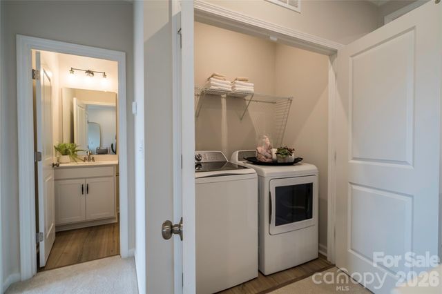 6033 Longar Lane, Charlotte, NC 28269