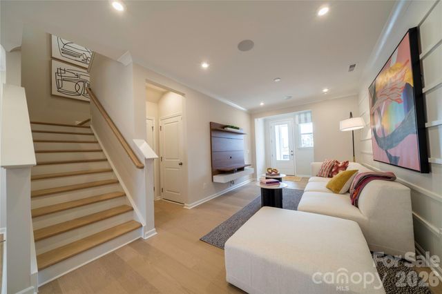 6033 Longar Lane, Charlotte, NC 28269