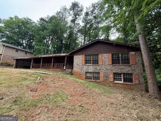 2807 Leisure Woods Ln, Decatur, GA 30034