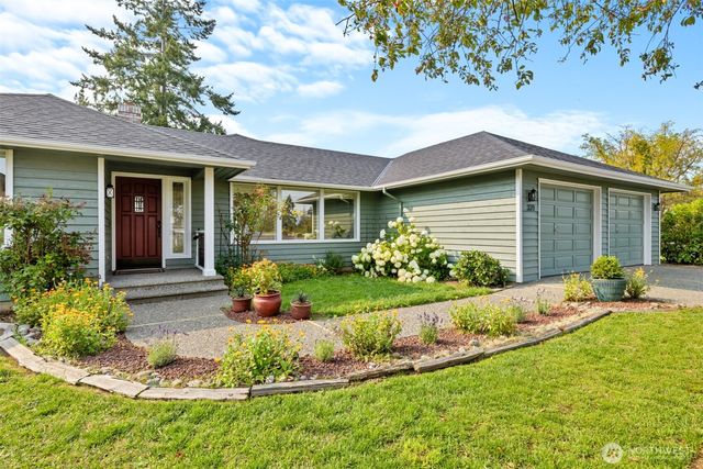 321 N Honeycomb Circle, Sequim, WA 98382