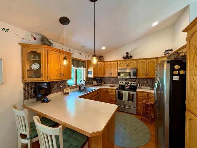 408 Clearview Court, Moorhead, MN 56560