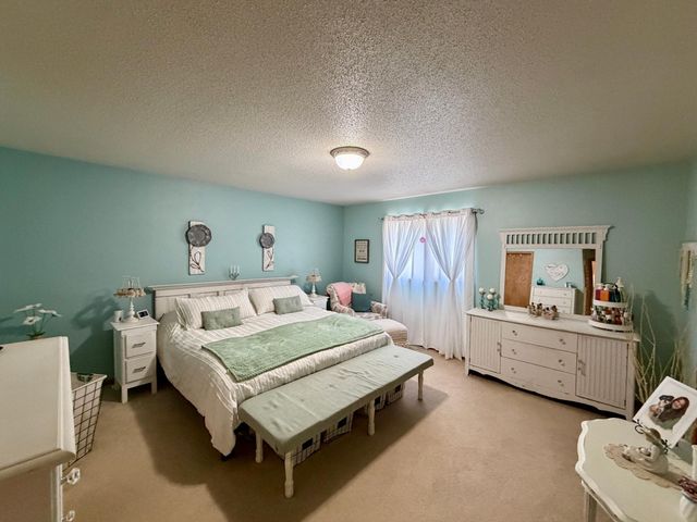 408 Clearview Court, Moorhead, MN 56560