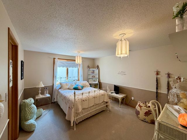 408 Clearview Court, Moorhead, MN 56560