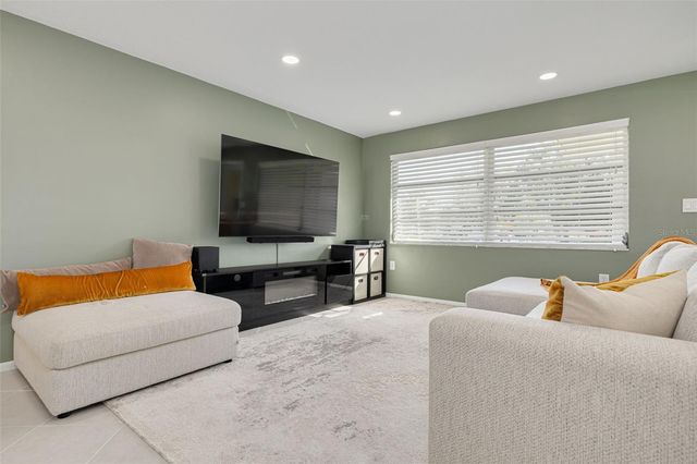 1736 ALGONQUIN DRIVE, Clearwater, FL 33755