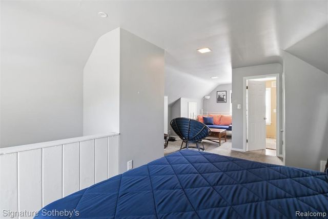 1268 Brys Drive, Grosse Pointe, MI 48236